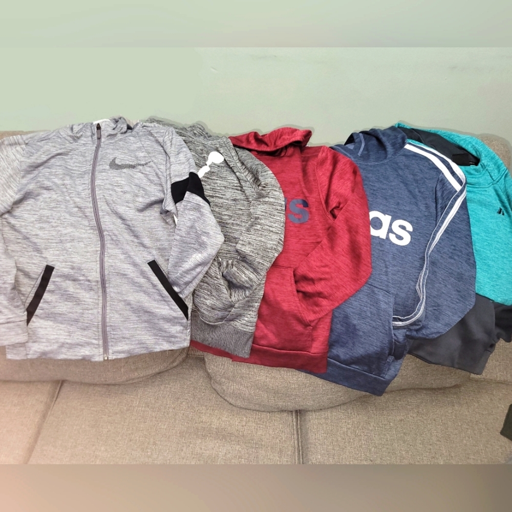 Nike Bundle Boys Hoodies Sweatshirt M
